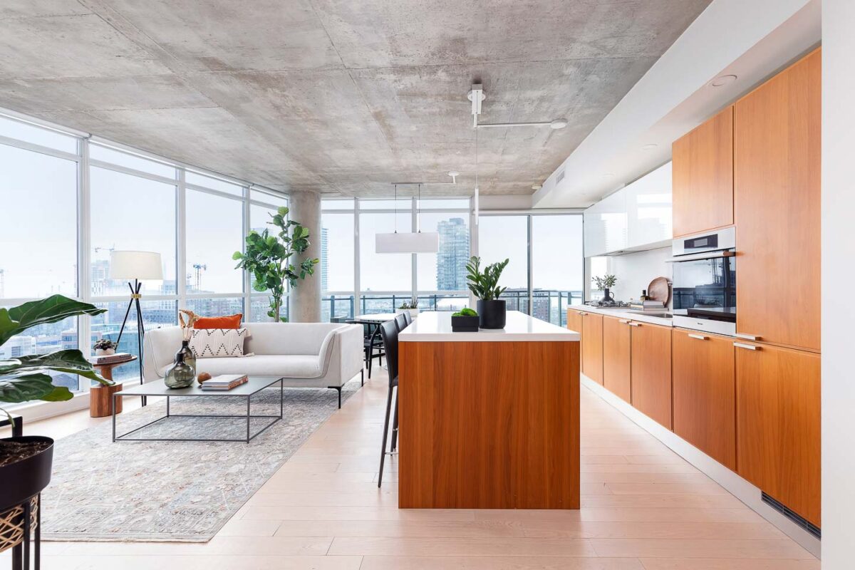 318 King Street East Suite 1406 in St. Lawrence Market, Toronto - Maggie Lind Real Estate Team