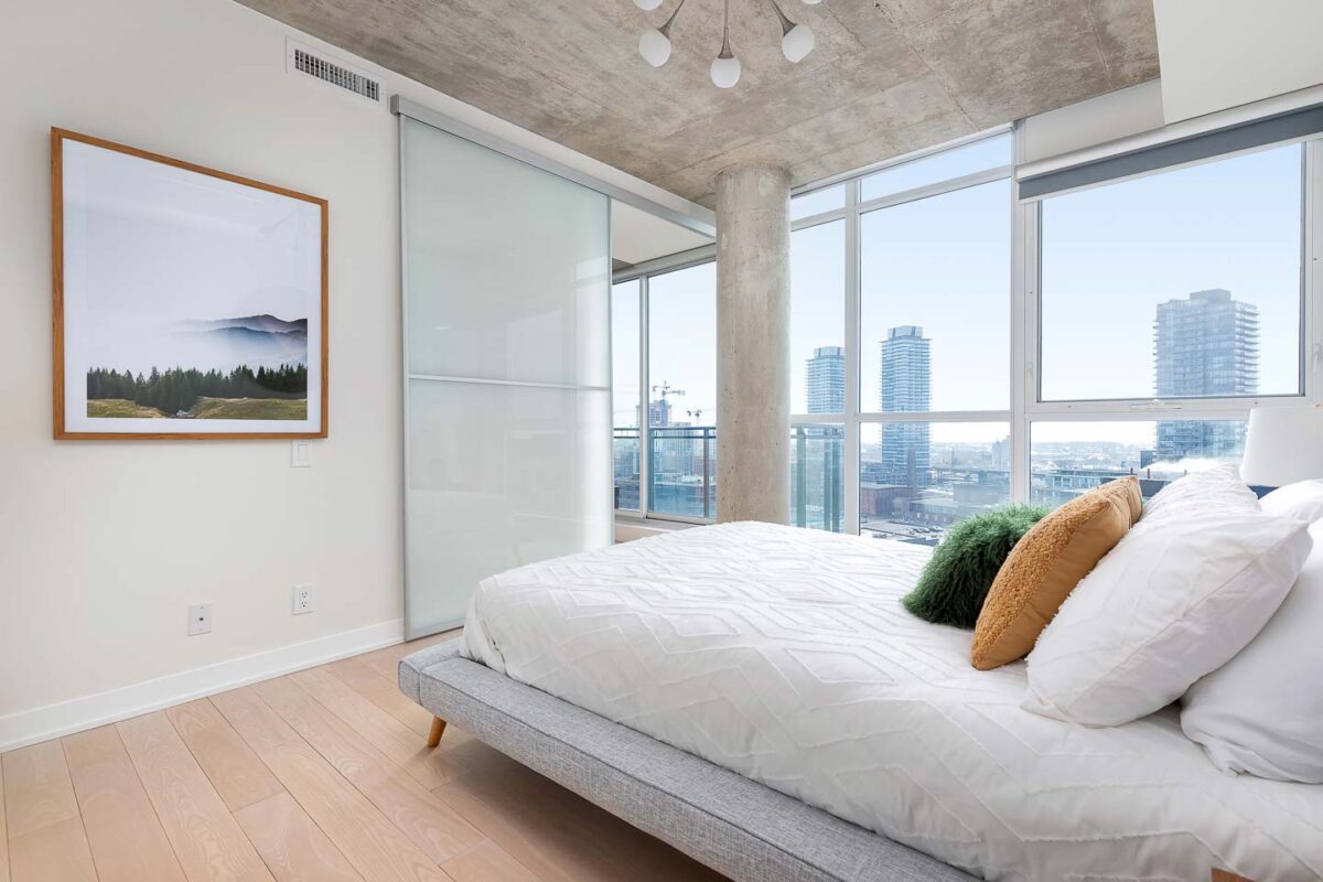 318 King Street East Suite 1406 in St. Lawrence Market, Toronto - Maggie Lind Real Estate Team
