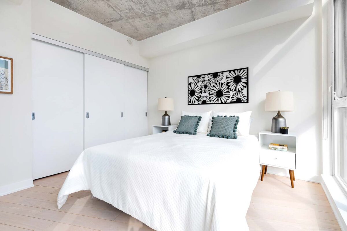 318 King Street East Suite 1406 in St. Lawrence Market, Toronto - Maggie Lind Real Estate Team