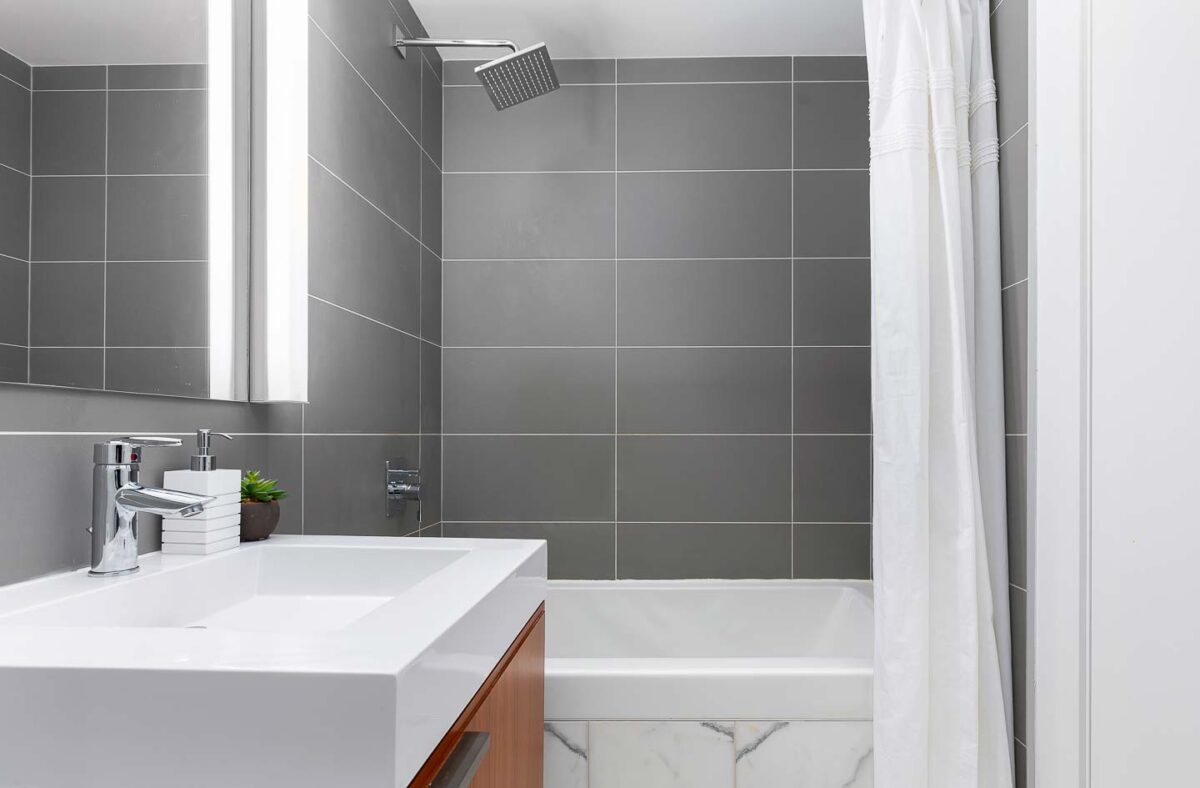 318 King Street East Suite 1406 in St. Lawrence Market, Toronto - Maggie Lind Real Estate Team