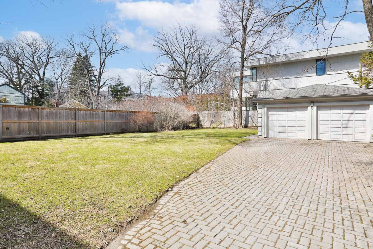 70 Clarendon Avenue in South Hill, Toronto - Maggie Lind Real Estate Team