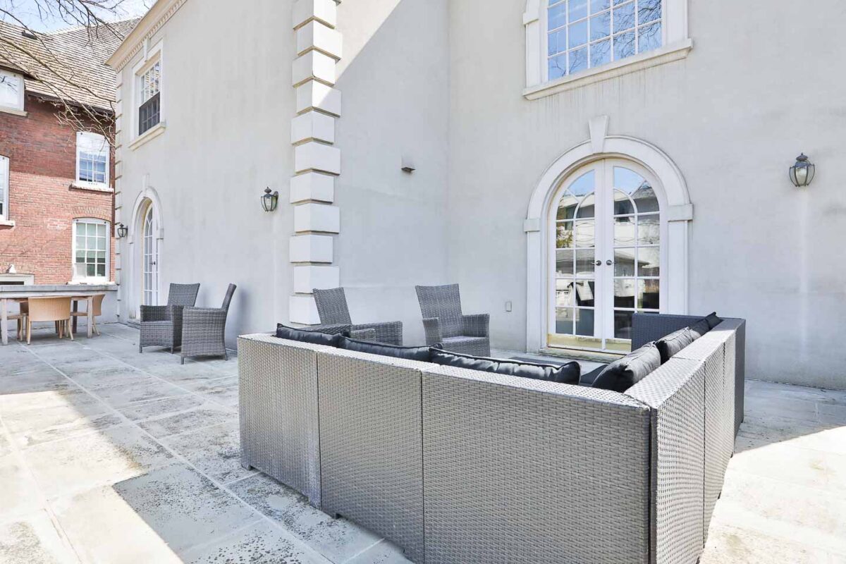 70 Clarendon Avenue in South Hill, Toronto - Maggie Lind Real Estate Team